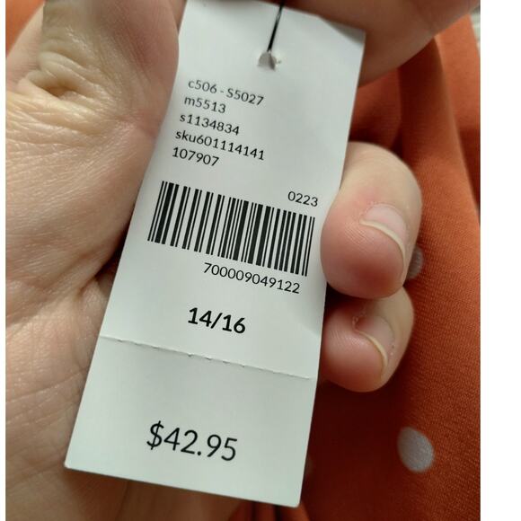 NWT Lane Bryant Size 14/16 Orange Dot Classic Sleeveless Twist Halter Neck Top - Picture 6 of 8